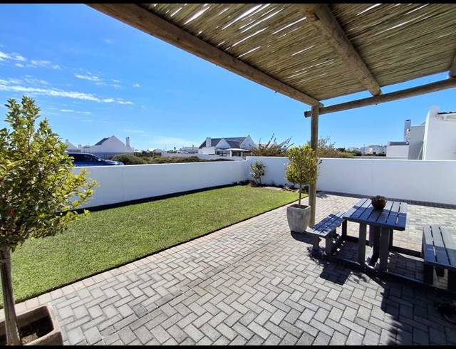 3 BEDROOM HOUSE FOR SALE IN BRITANNIA BAY